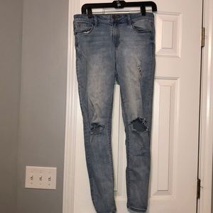 Light wash distressed jeans